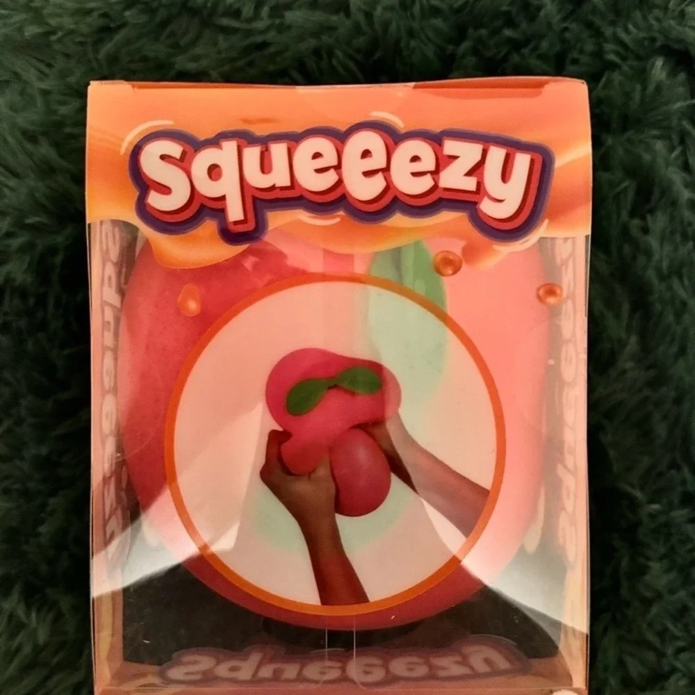 Sunny Days Peach Squeezy | Tiktok Viral Squishy Toy